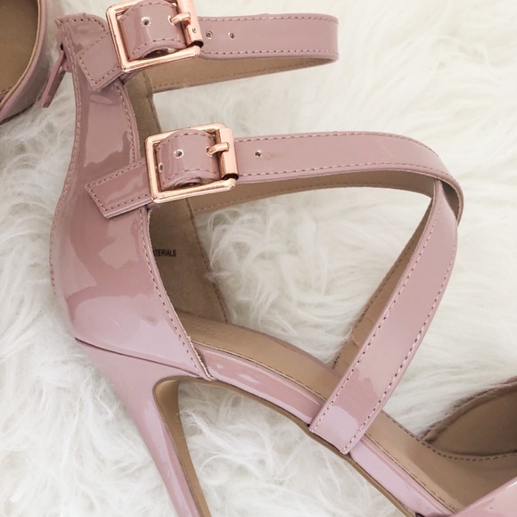 Cross Strap Pointed Toe Pumps - Picture 3 of 6